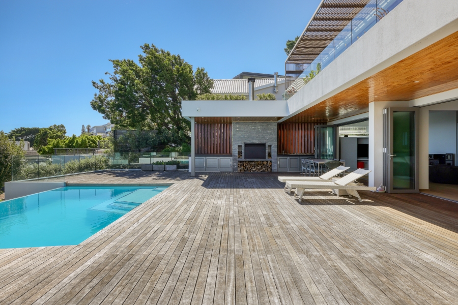 5 Bedroom Property for Sale in Camps Bay Western Cape